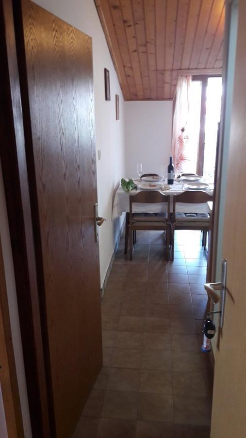 Apartments And Rooms Ana Pomer 217 エクステリア 写真