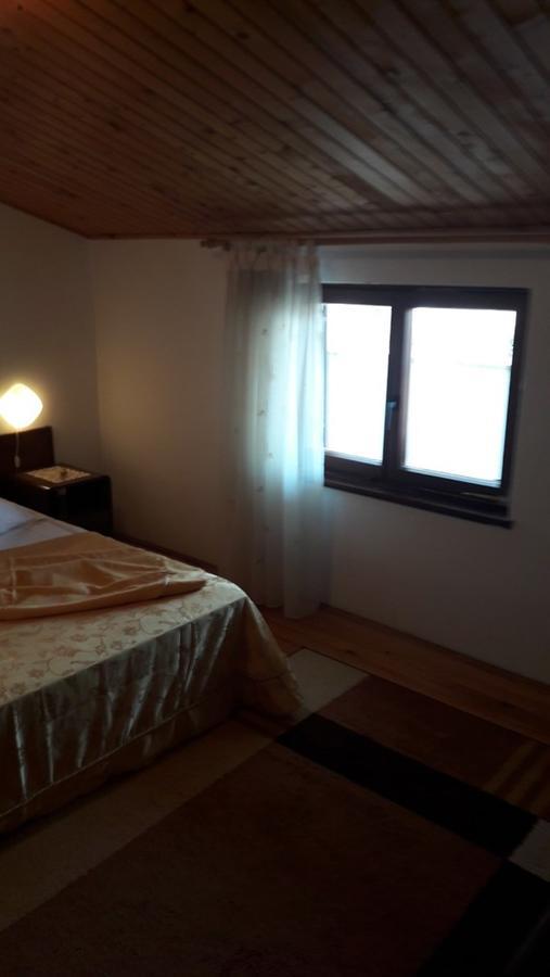 Apartments And Rooms Ana Pomer 217 エクステリア 写真